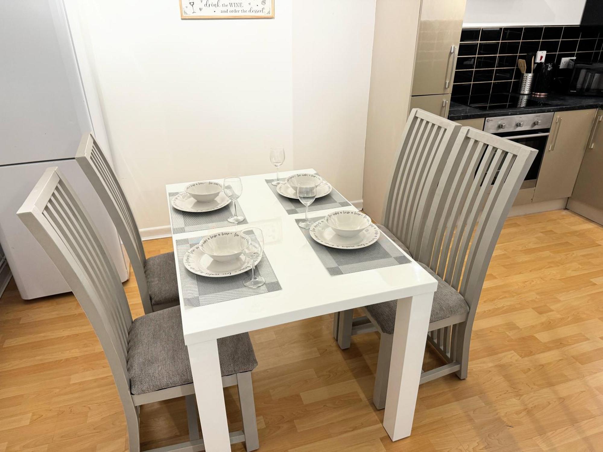 Cosy Home In City Centre โคล์เชสเตอร์ ภายนอก รูปภาพ