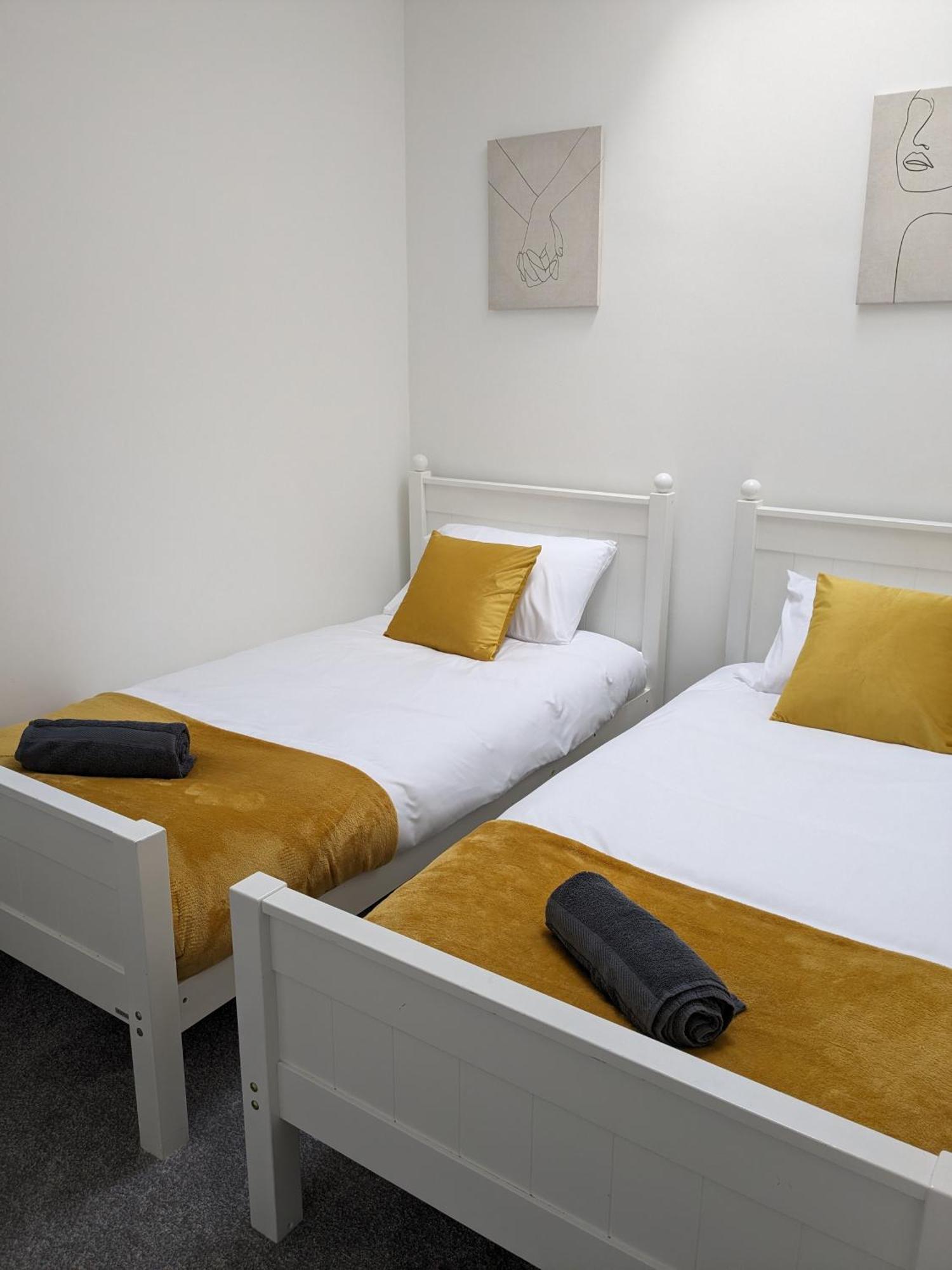 Cosy Home In City Centre โคล์เชสเตอร์ ภายนอก รูปภาพ